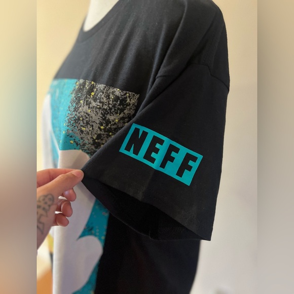 Disney x NEFF Mickey Mouse short sleeve T-shirt - Picture 2 of 3